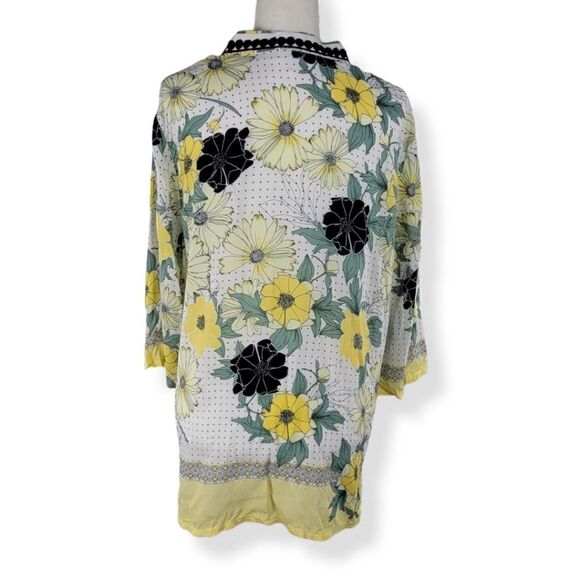 Charter Club  Floral Tunic V-neck Petite XL - Picture 3 of 3